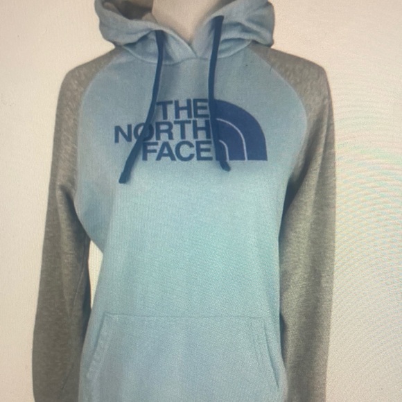 The North Face Women's Blue
Colorblock Hooded Activewear
Sweatshirt Large/C41 - Picture 1 of 1
